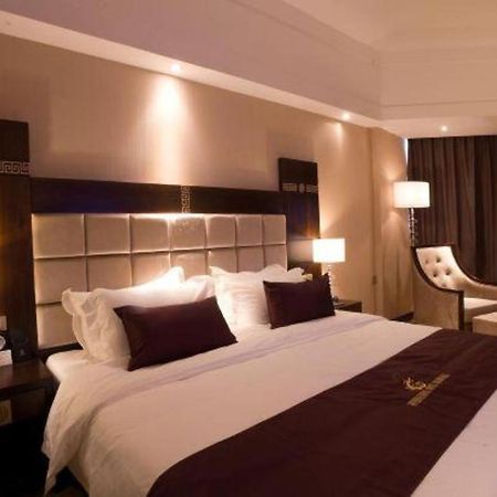 Telecom Hotel Guilin Exterior foto